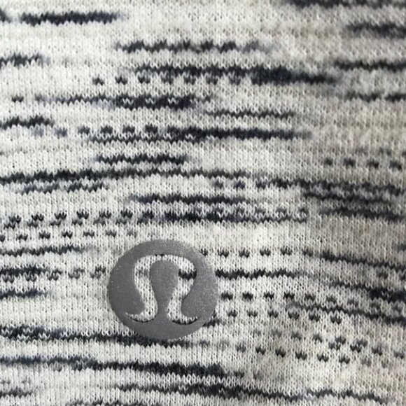 LULULEMON - Cropped Tank  Top - Picture 3 of 3